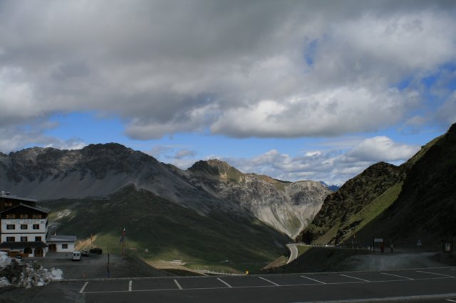 photo4.jpg