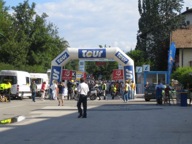 a005.jpg